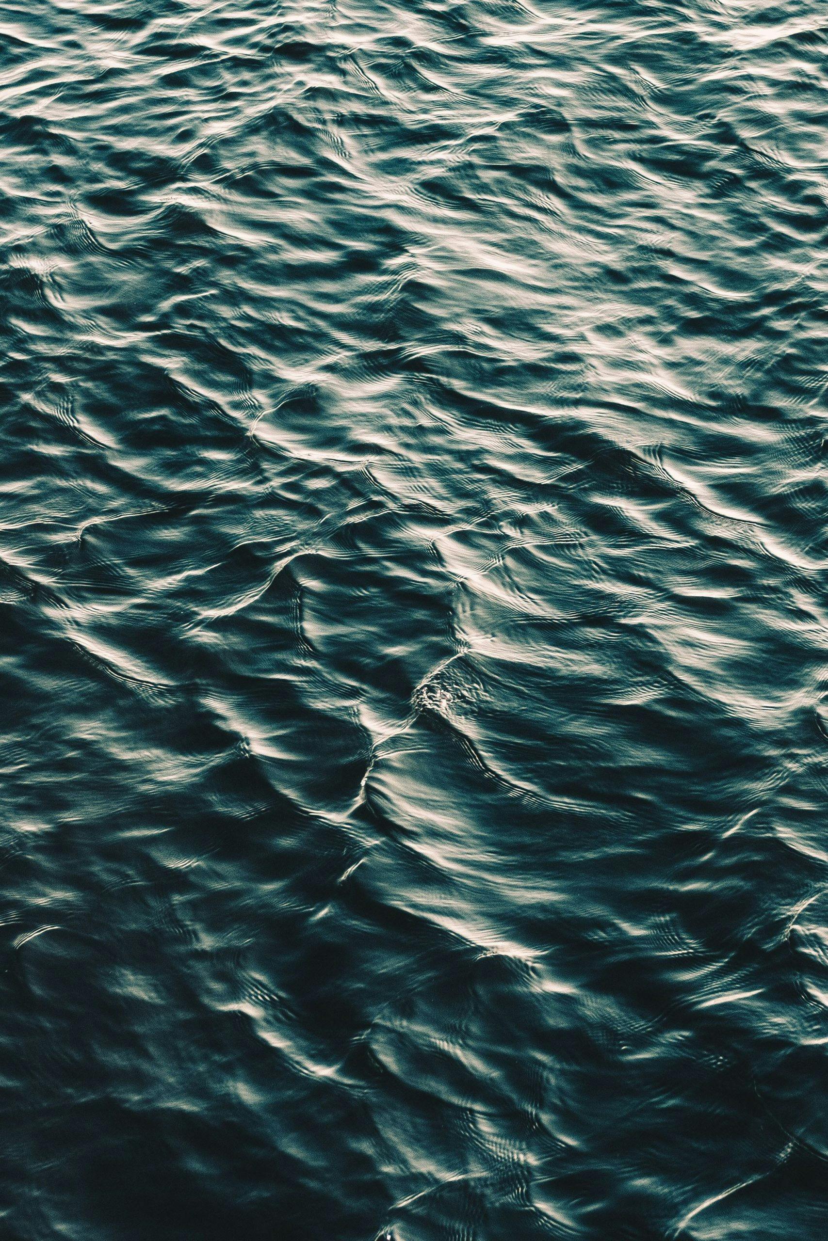 close-up of waves