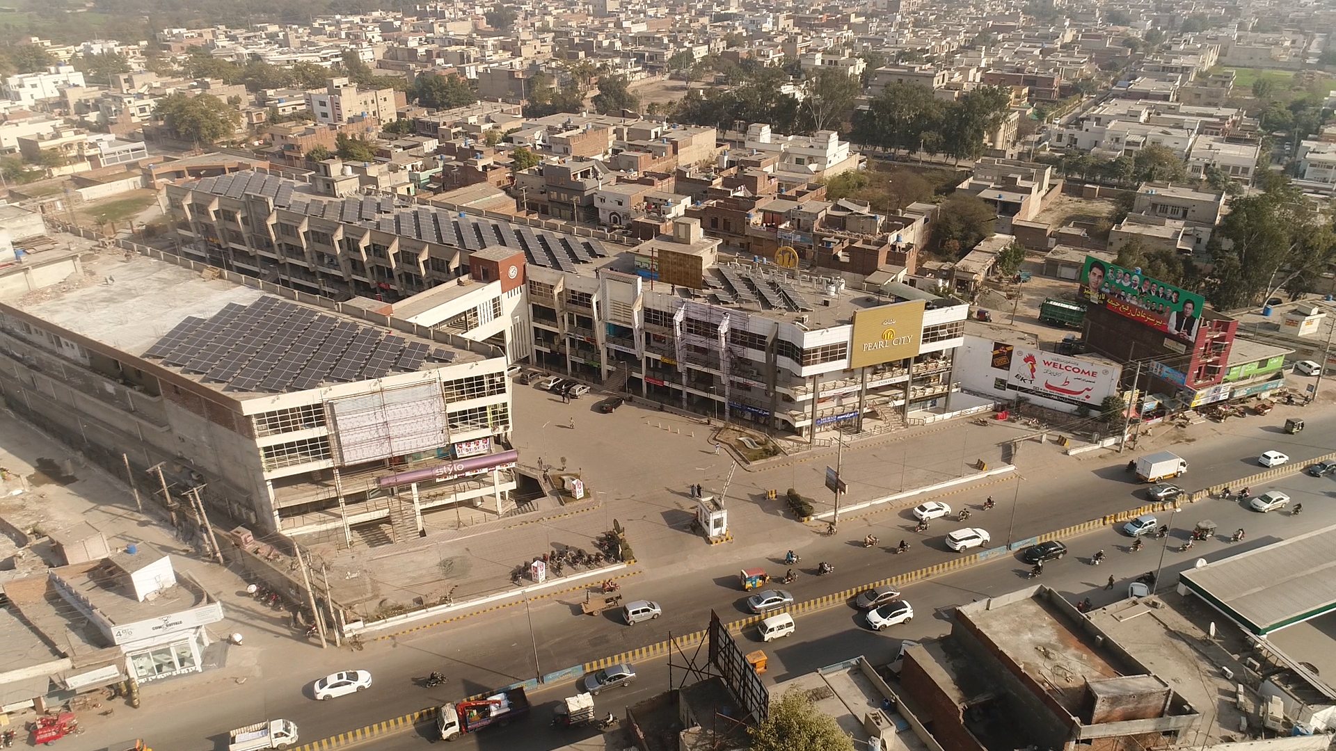 Rooftop solar system on Pearl Tower, Pakistan